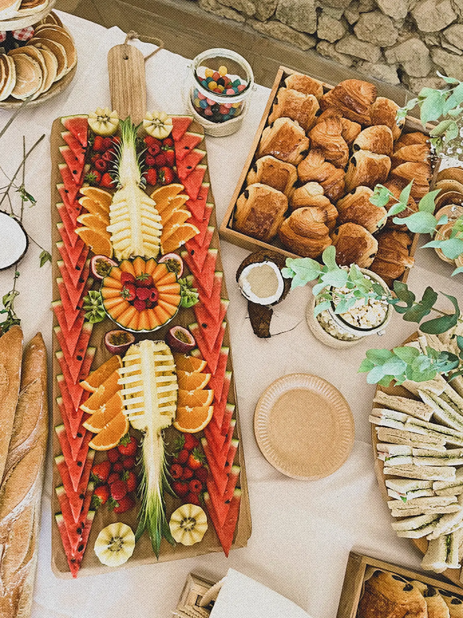 Gusti, traiteur à Tournon, valence grazzing table, événementiel, pro mariage, entreprises